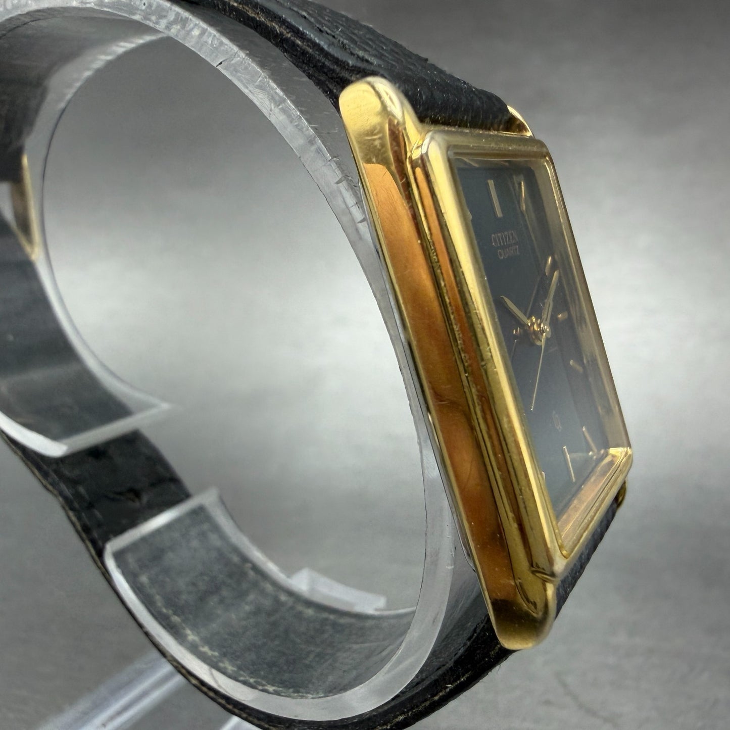 Citizen CQ Tank Watch Unisex 23mm Black Dial Gold Tone 6031-K04018 PARTS Vintage4