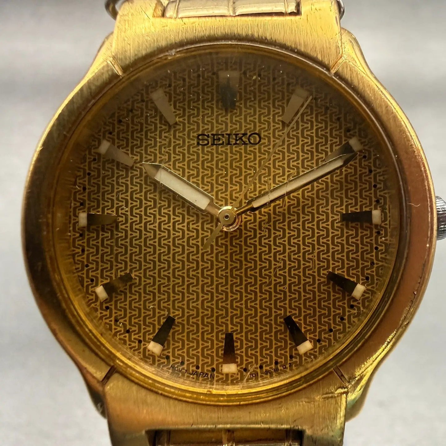 Seiko Watch Men 32mm Gold Dial Gold Tone Round V701-2B60 New Battery Vintage1