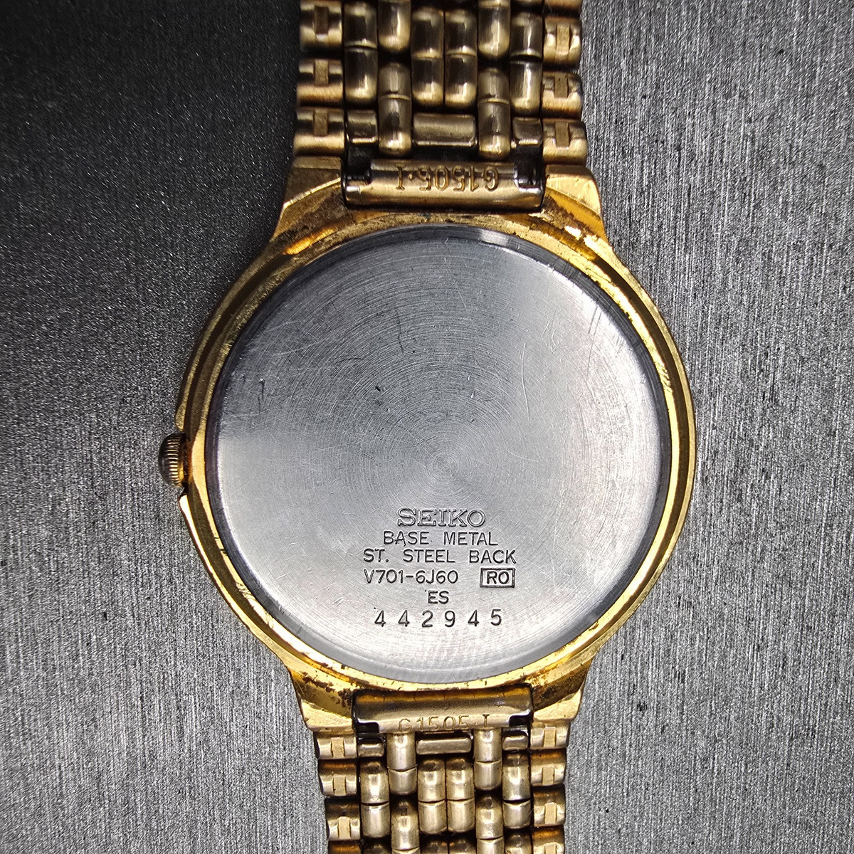 Seiko Watch Men 34mm Champagne Dial Gold Tone Round V701-6J60 New Battery VTG10