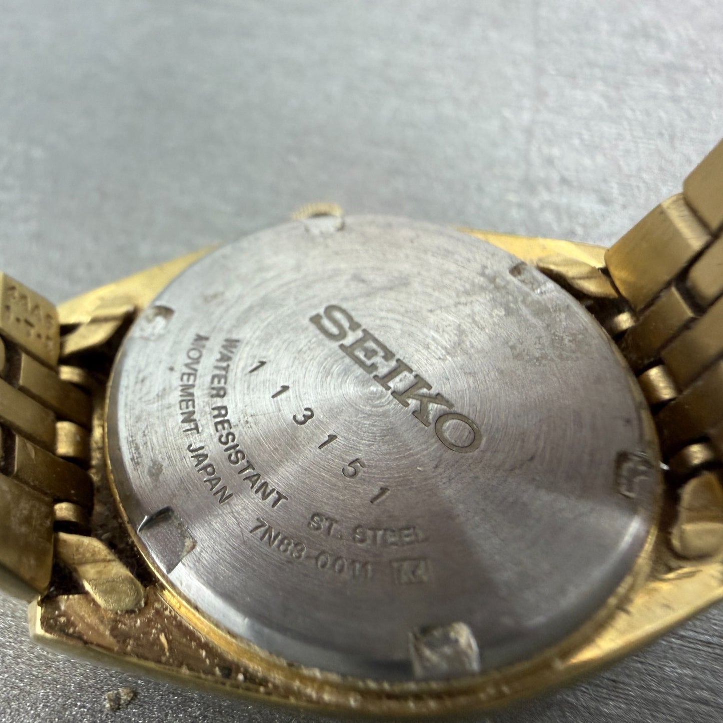 Seiko Watch Women 24mm White Dial Gold Tone Daydate 7N83-0011 New Battery9