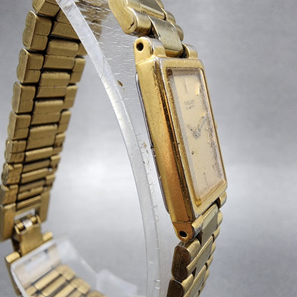 Seiko Tank Watch Women 13mm Champagne Dial Gold Tone 2e206320 New Battery3