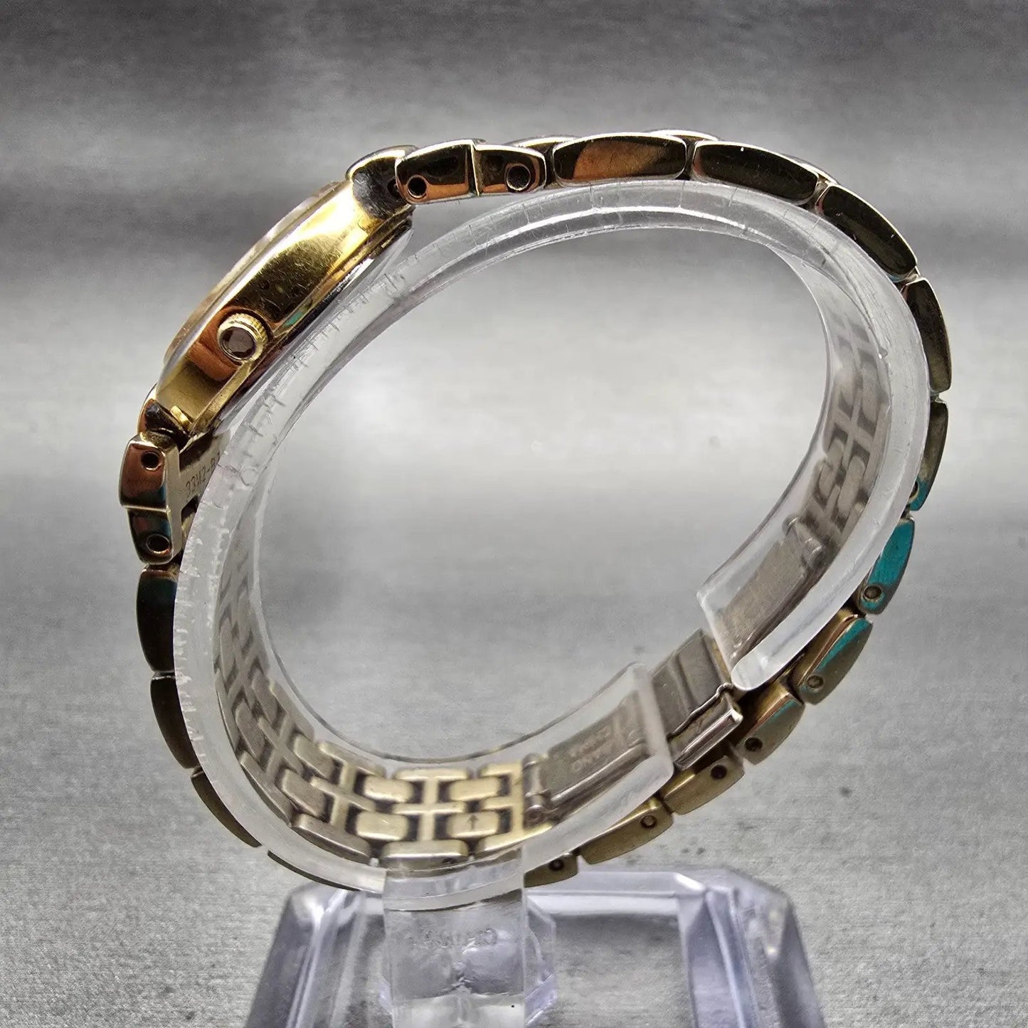 Seiko Watch Women 21mm MOP Dial Two Tone Round 1N00-0GR0 New Battery Vintage6