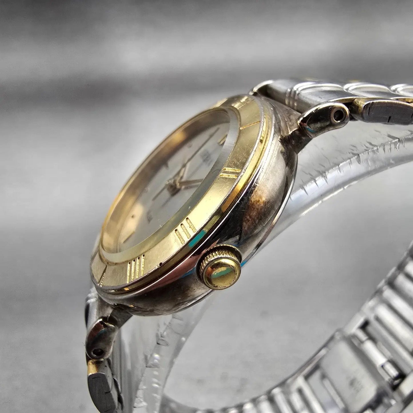 Seiko Alba Urban Watch Women 25mm Silver Dial Two Tone Round V301-6150 New Batt2