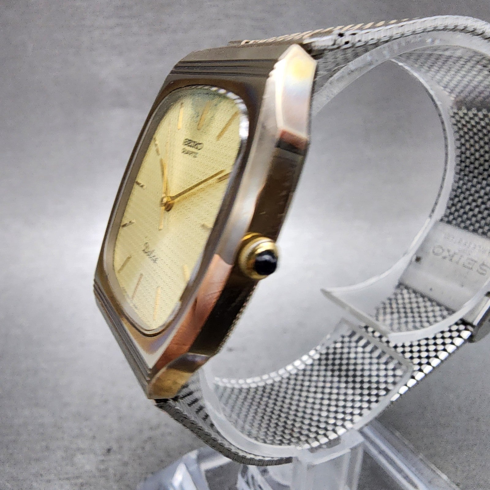 Seiko Dolce Watch Men 30mm Champagne Dial Gold Tone 59315450 New Battery2