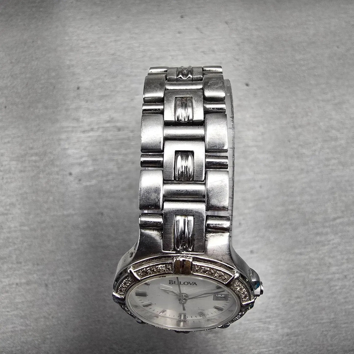 Bulova Watch Women 25mm White Dial Silver Tone Date Gemmed 96R04 New Battery4