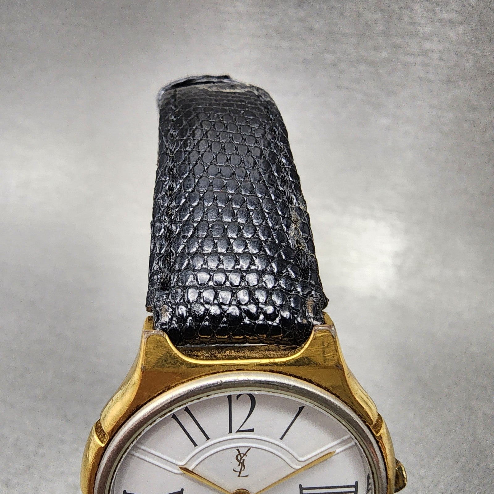 Yves Saint Laurent Watch Women 30mm White Dial Gold Tone Round New Battery4