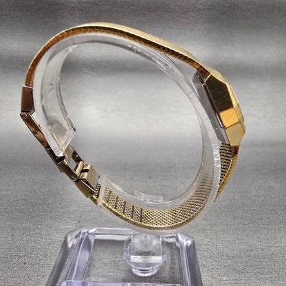 Citizen CQ Watch Women 21mm Champagne Dial Gold Tone Oval 4-830571 New Battery8