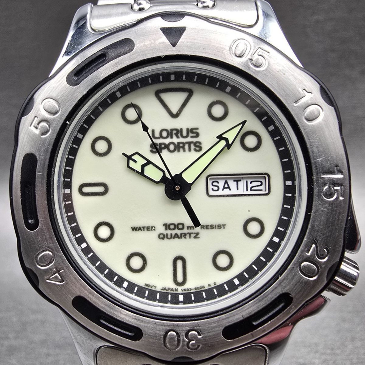 Lorus Sports Dive Watch Men 40mm Luminous Dial Daydate Round V533-6B40 New Batt1