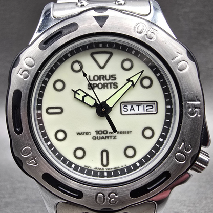 Lorus Sports Dive Watch Men 40mm Luminous Dial Daydate Round V533-6B40 New Batt1