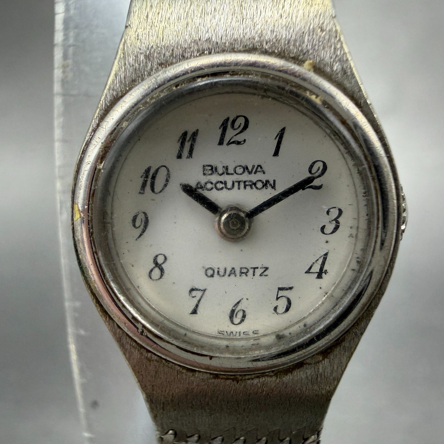 Bulova Accutron Watch Women 16mm White Dial Silver Tone Round New Battery VTG1