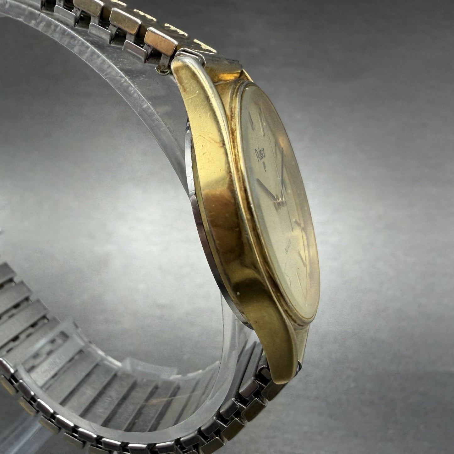 Seiko Pulsar Watch Men 32mm Champagne Dial Gold Tone Date Y112-8019 New Battery3