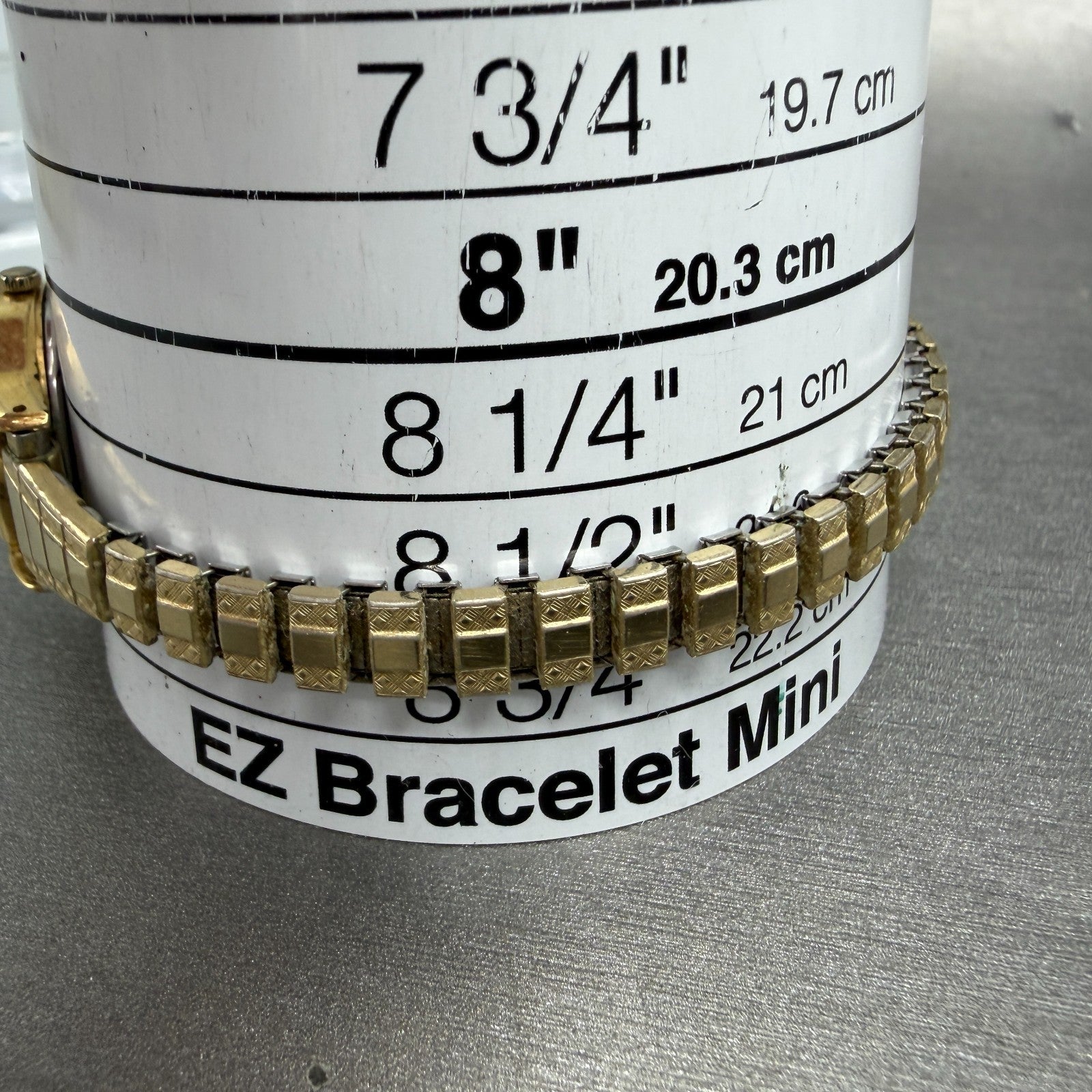 Seiko Watch Women 22mm Champagne Dial Gold Tone Date Round 2A22-0229 New Battery10