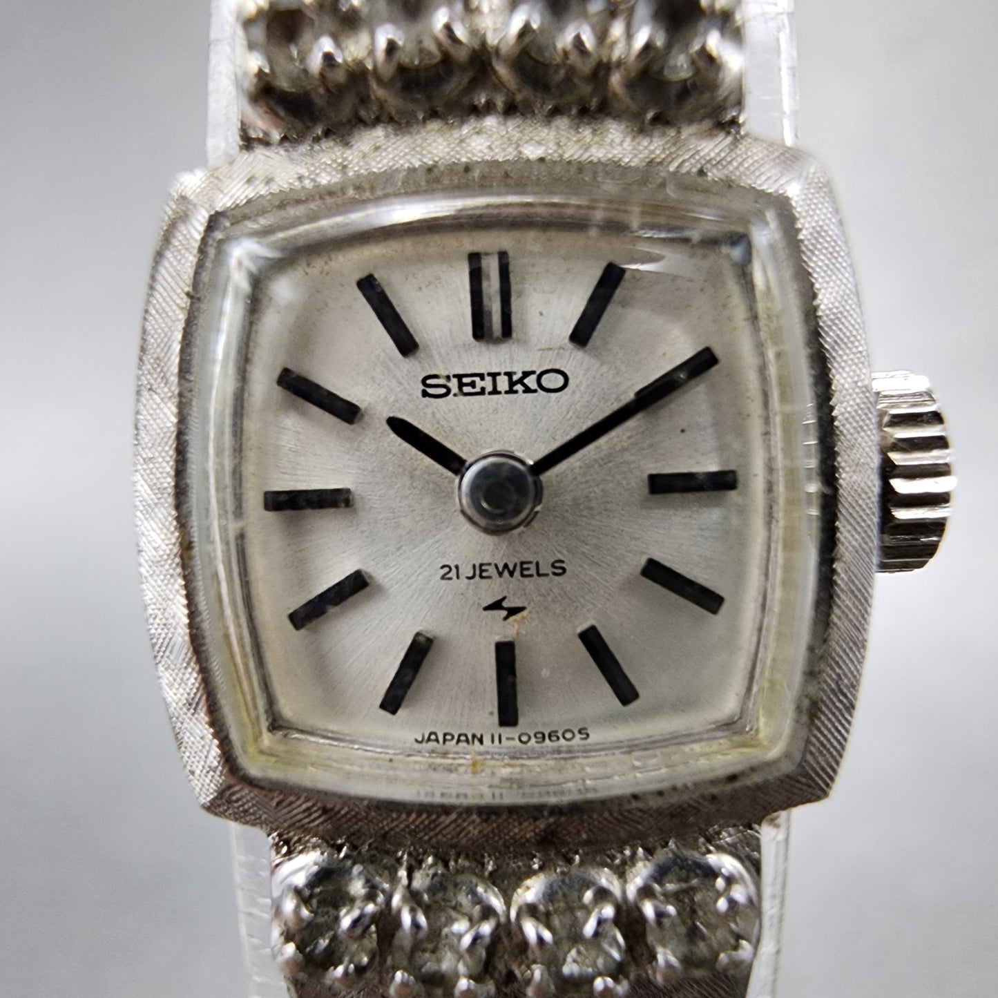 Seiko Watch Women 15mm Silver Dial White Gold Plated Diamonds Manual Wind Runs1