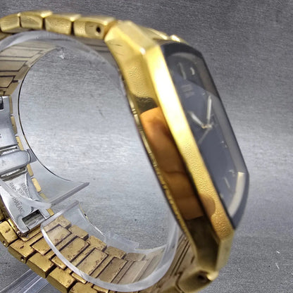 Citizen Eco-Drive Tank Watch Men 31mm Black Dial Gold Date E111-S049369 Runs Jkm4