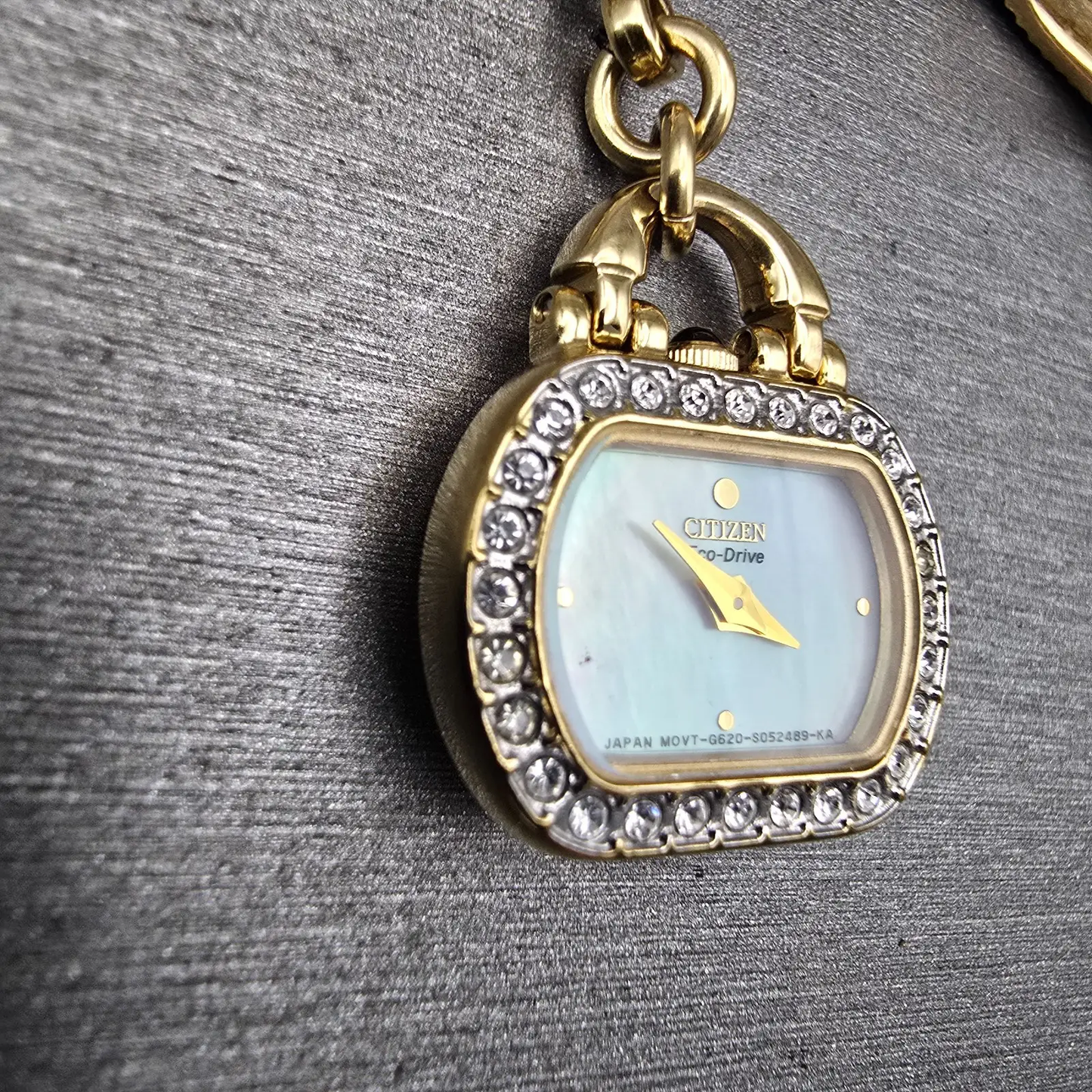 Citizen Eco-Drive Charm Bracelet Watch Women 20mm MOP Dial G620-S031117 Works2