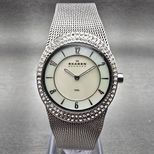 Skagen Watch Women 26mm MOP Dial Silver Tone Gemmed 566XSSS New Battery0