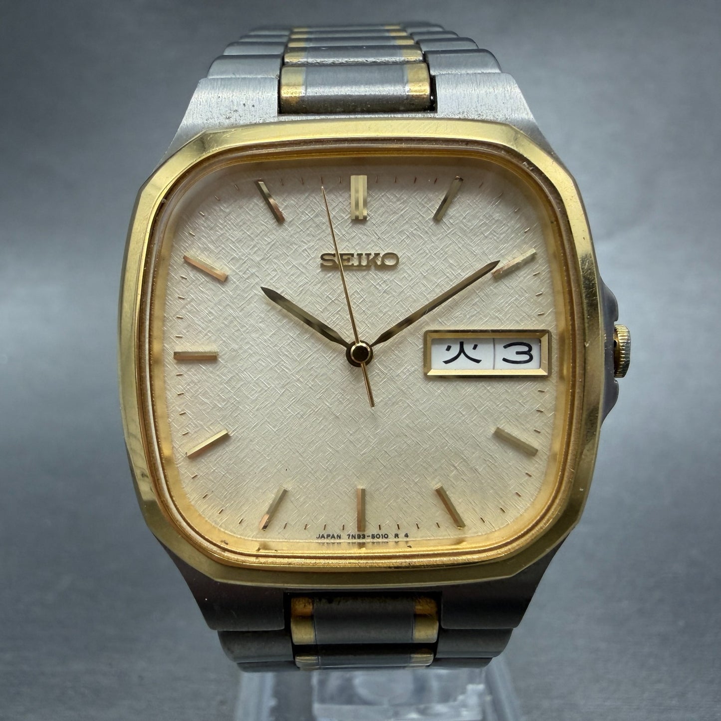 Seiko Watch Men 31mm Champagne Dial Two Tone Titanium Daydate 7N93-5010 New Batt0
