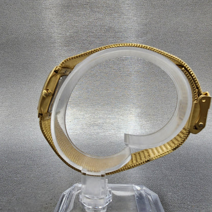 Skagen Tank Watch Women 22mm Champagne Dial Gold Tone Rectangle New Battery6