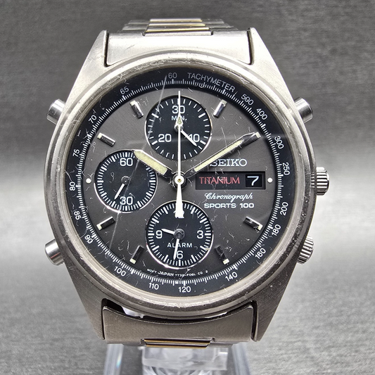 Seiko Sports 100 Chronograph Watch Men 37mm Gray Dial Titanium READ!!! New Batt0