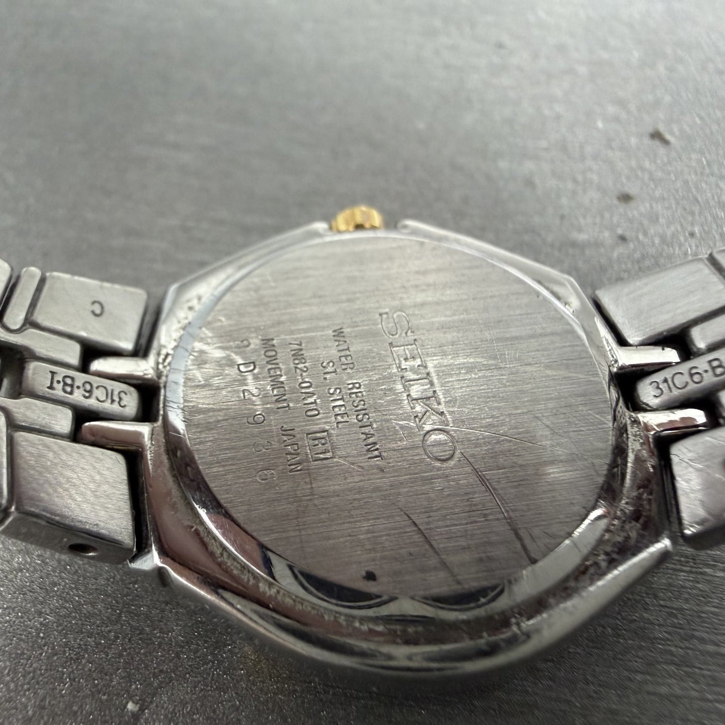 Seiko Watch Women 26mm Silver Dial Two Tone Date Round 7n820at0 New Battery9