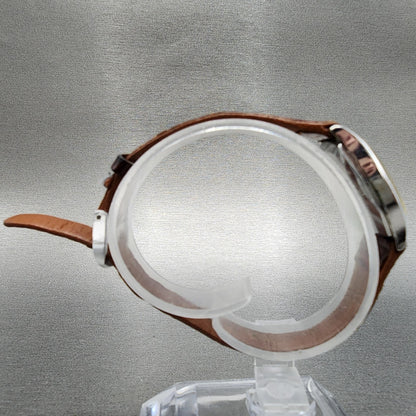 Rado Elegance Watch Women 23mm Silver Dial Steel Oval Manual Wind Runs VTG8