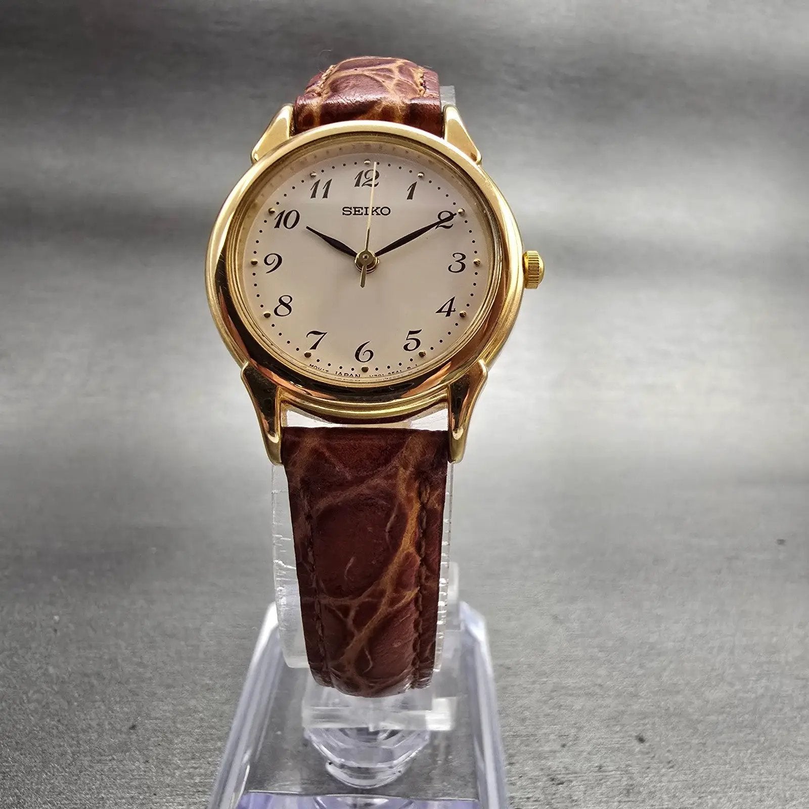 Seiko Watch Women 25mm Ivory Dial Gold Tone Round V701-1930 New Battery Vintage5