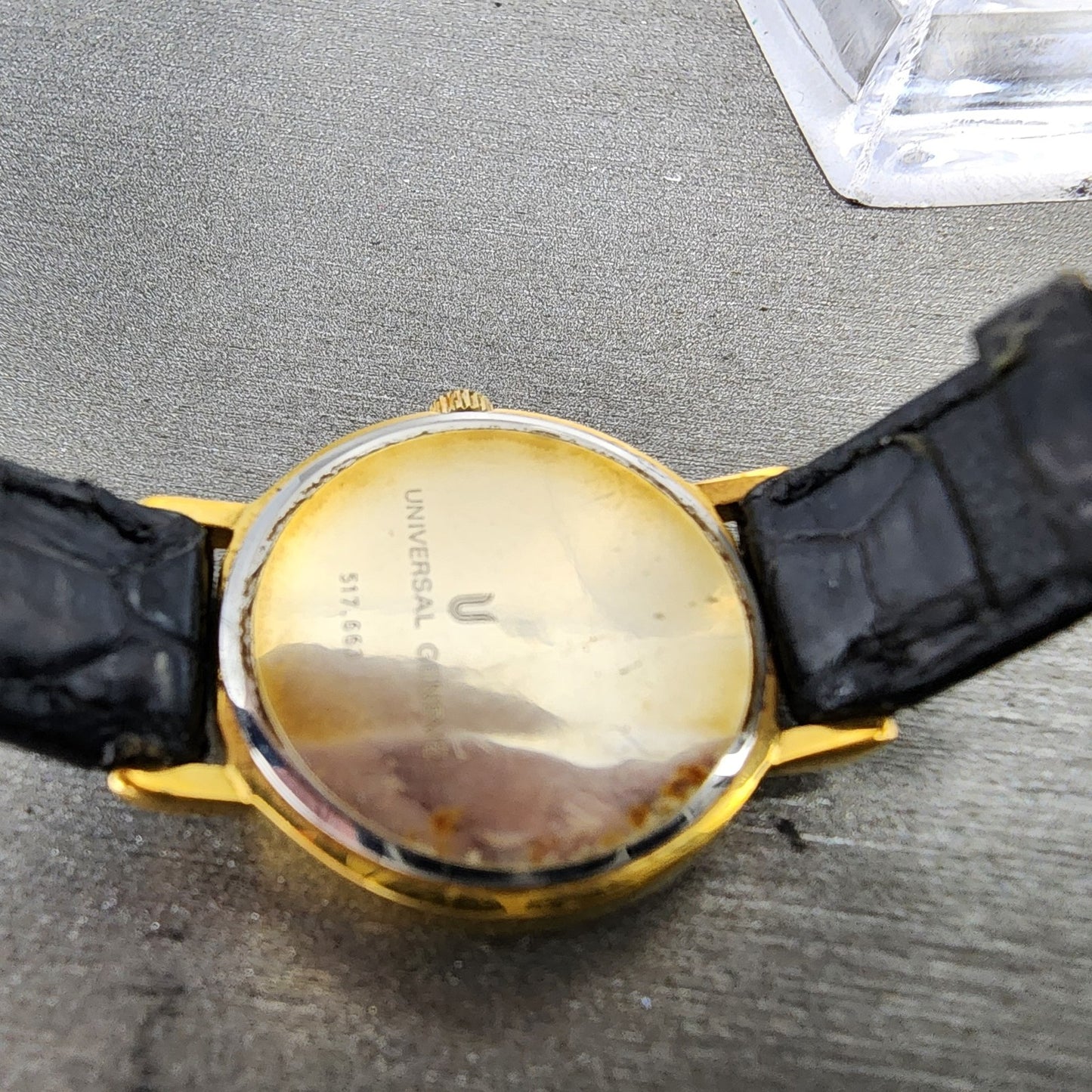 Universal Geneve Watch Women 22mm Gold Dial Gold Tone Round 517.663 New Battery9