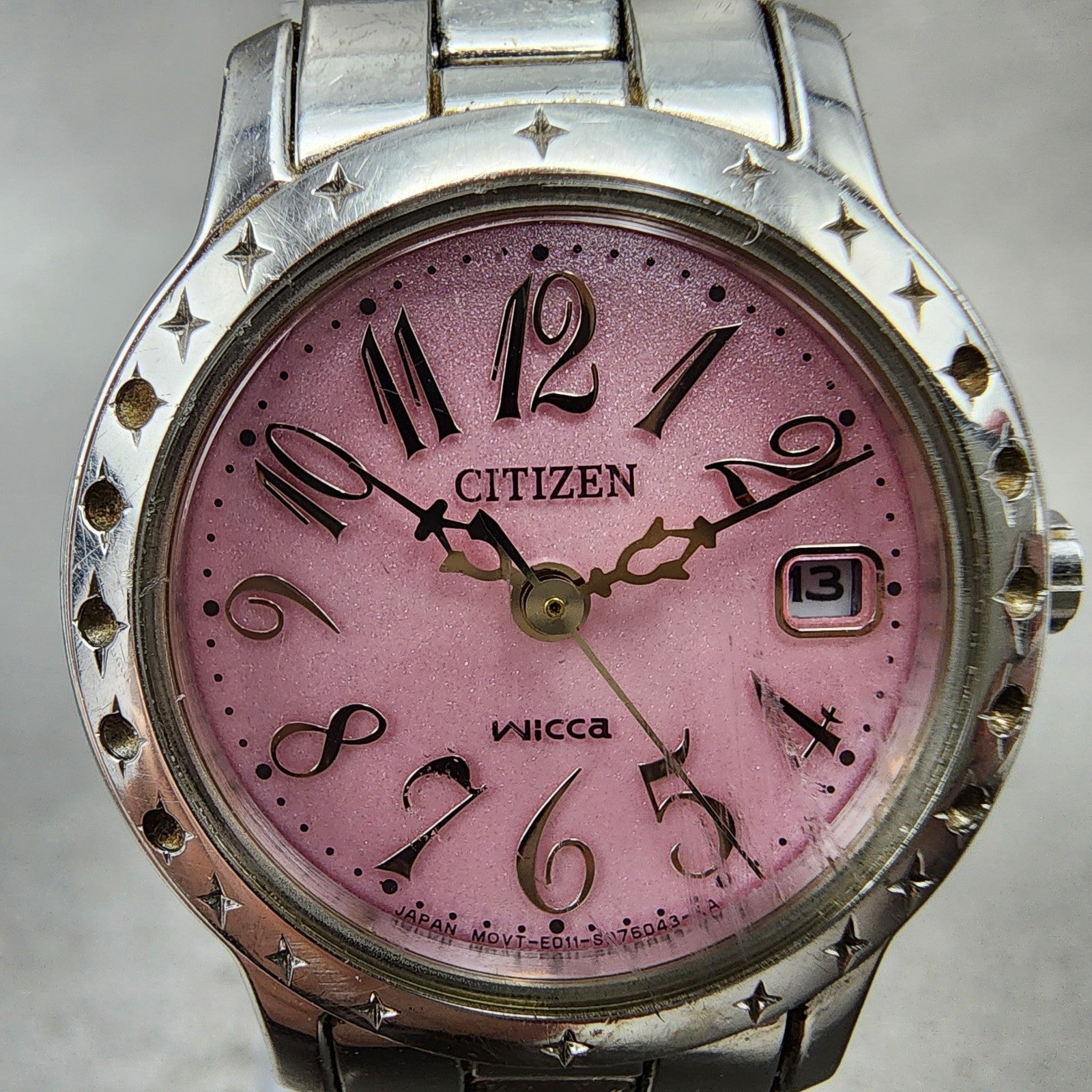 Citizen EcoDrive Wicca Watch Women 25mm Pink Dial Silver Tone Date Round Runs1