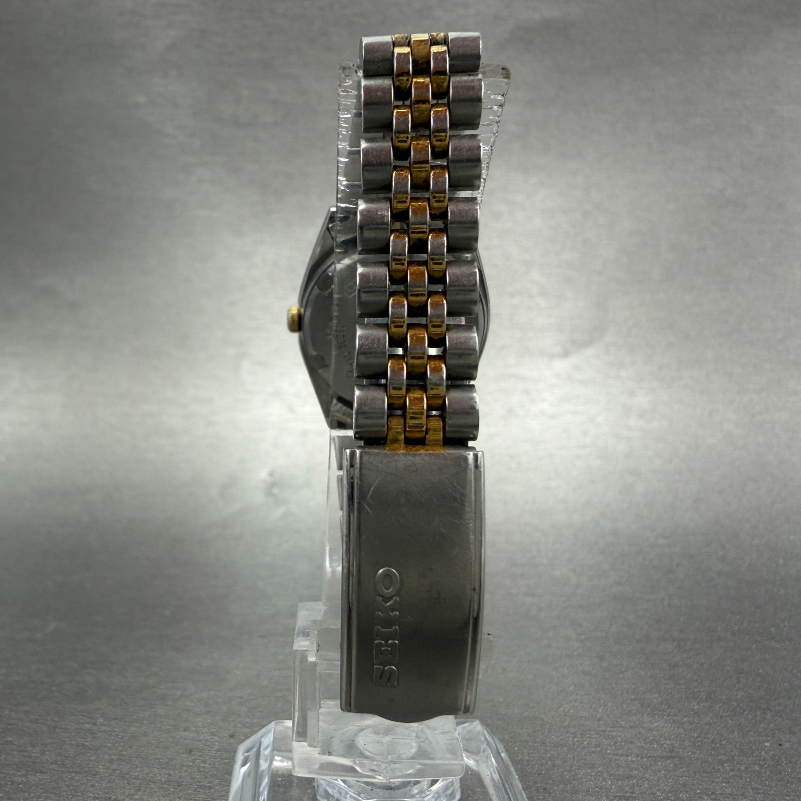 Seiko Watch Women 24mm Blue Dial Two Tone Daydate Round 7N83-0041 New Batt FR47