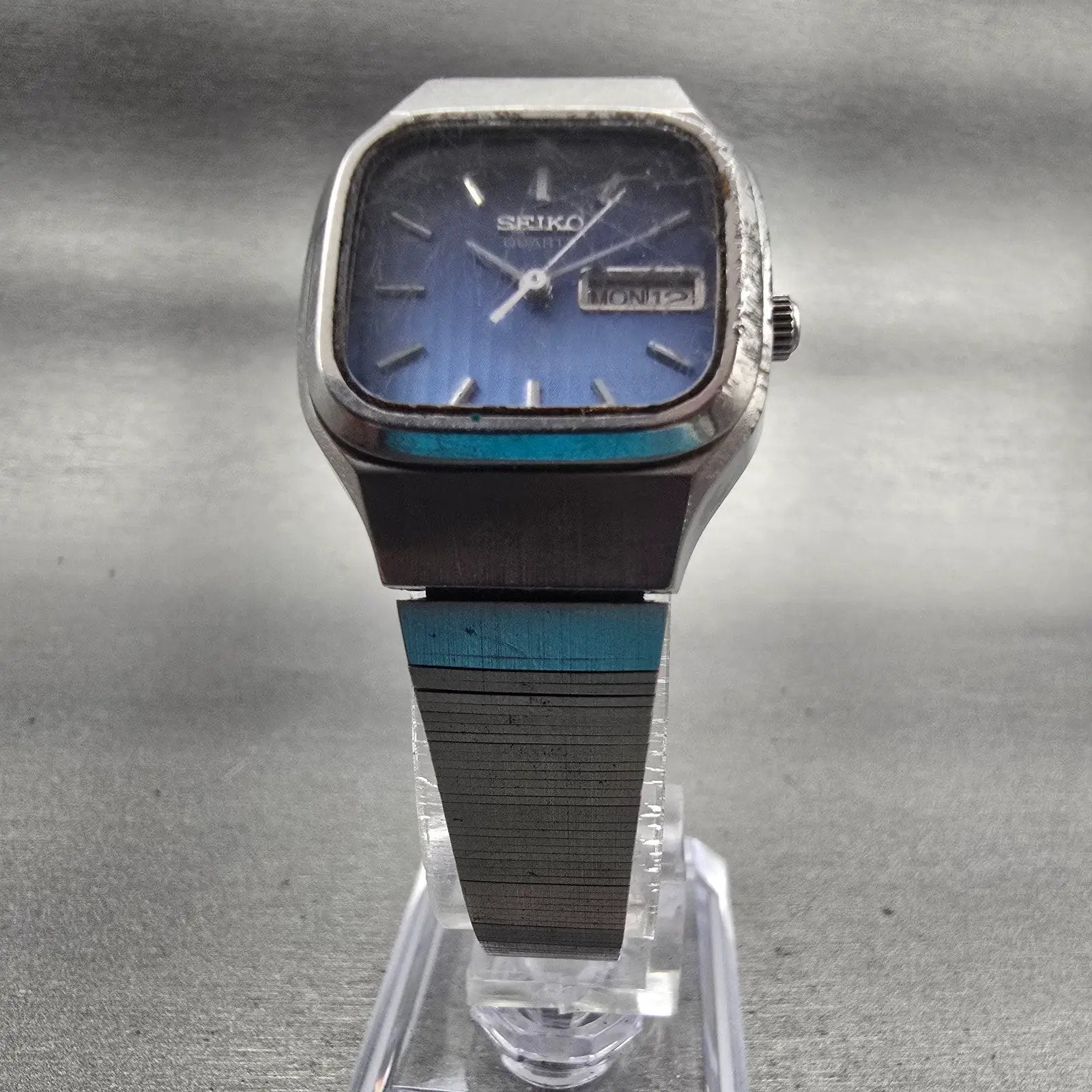 Seiko Watch Women 24mm Blue Dial Silver Tone Daydate Rectangle 7903-5000 New Bat5