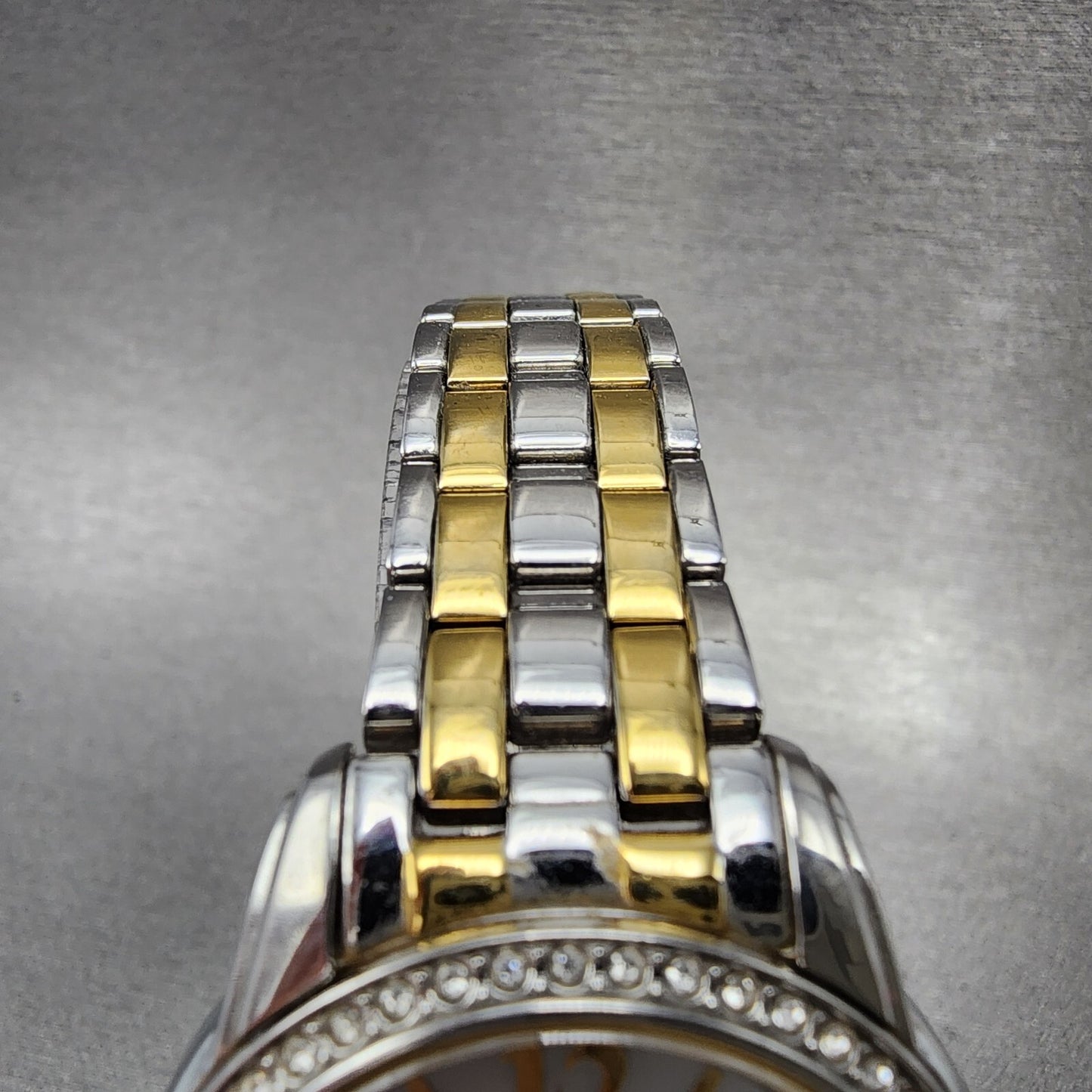 Citizen Eco-Drive Watch Women 32mm MOP Dial Two Tone Daydate Round 8635 Runs