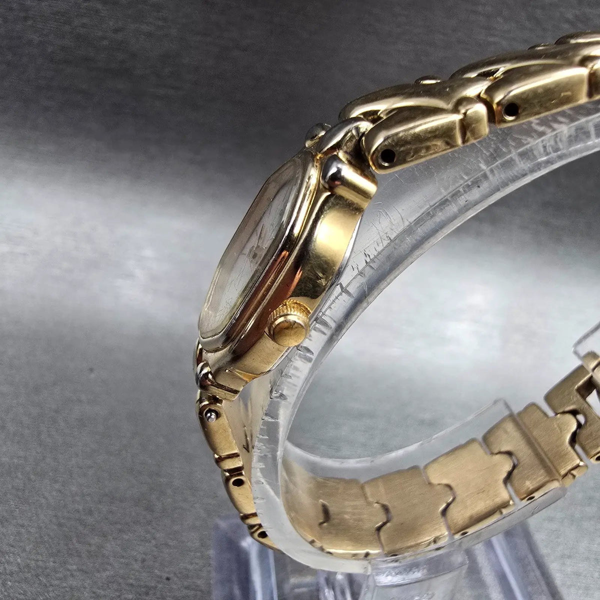 Citizen Watch Women 17mm MOP Dial Gold Tone Rectangle 3220-326130 New Battery KP2