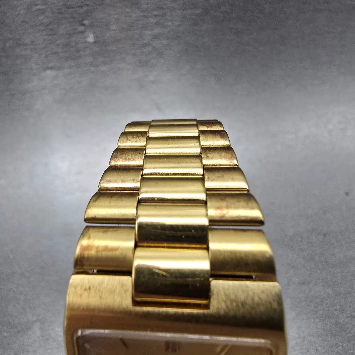 Seiko Tank Watch Men 26mm Champagne Dial Gold Tone Rectangle 5Y94-5119 PARTS5
