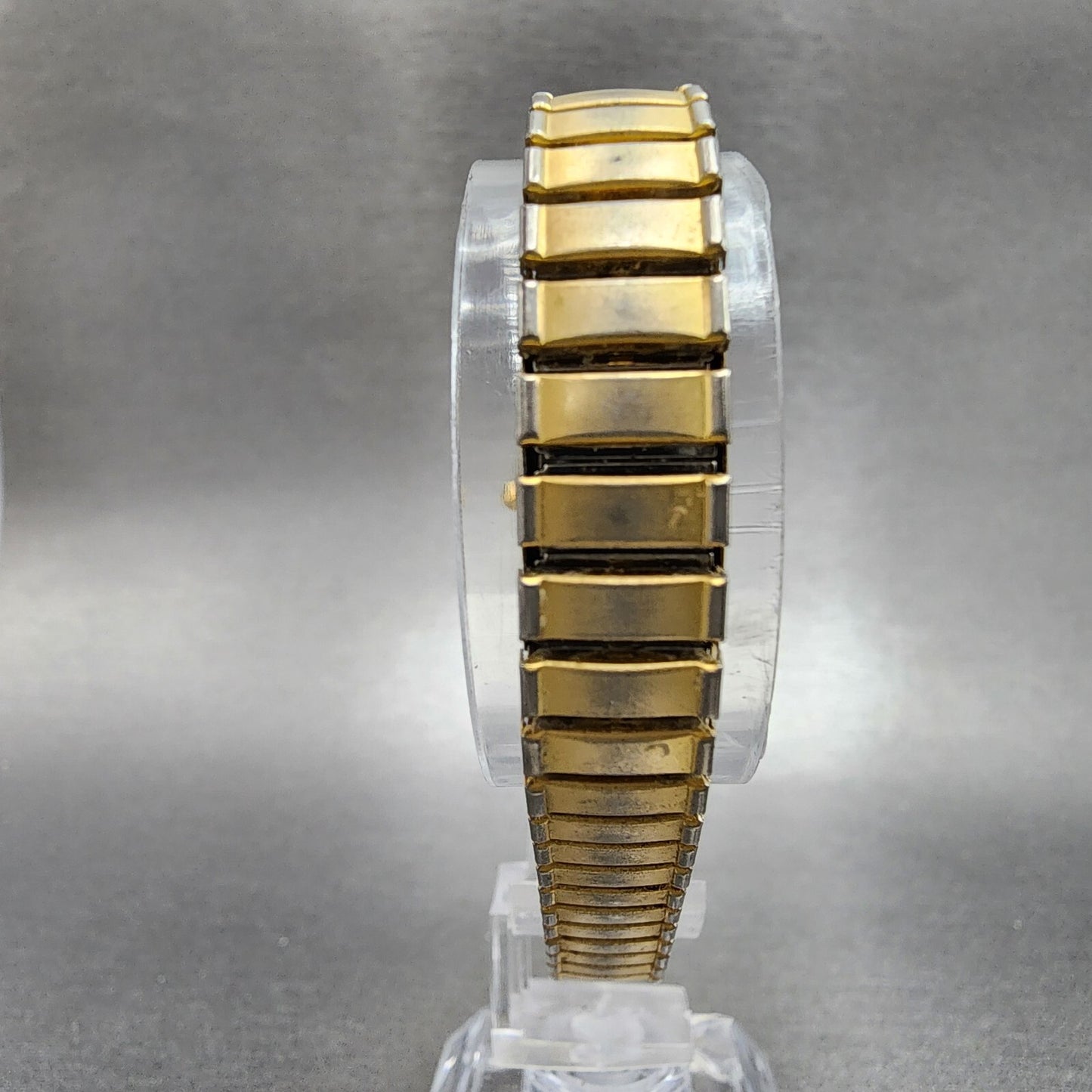 VTG Seiko Watch Women 16mm Cream Dial Gold Tone Rectangle 1N015B79 New Battery7
