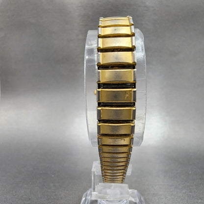 VTG Seiko Watch Women 16mm Cream Dial Gold Tone Rectangle 1N015B79 New Battery7