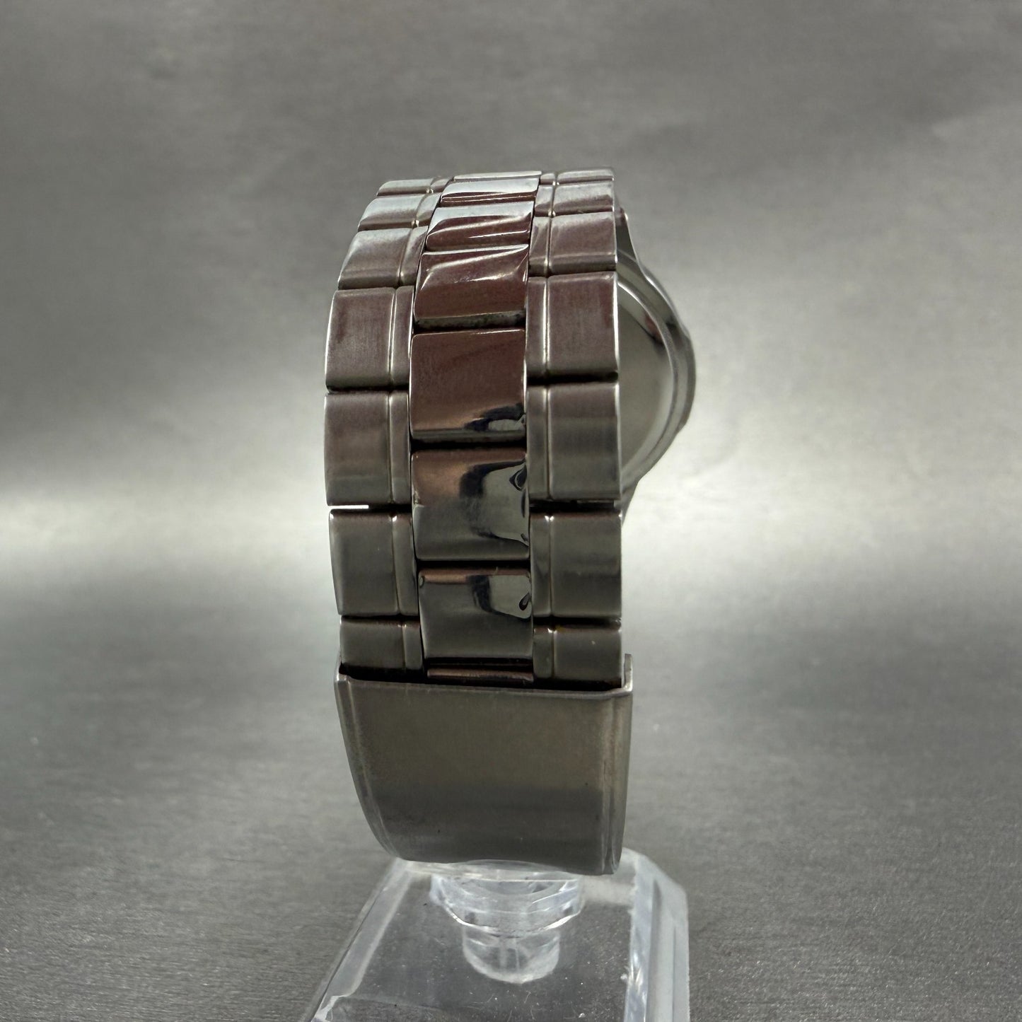 Seiko Alba Solar Watch Men 36mm black Dial Silver Tone Date V145-0AT0 Runs7
