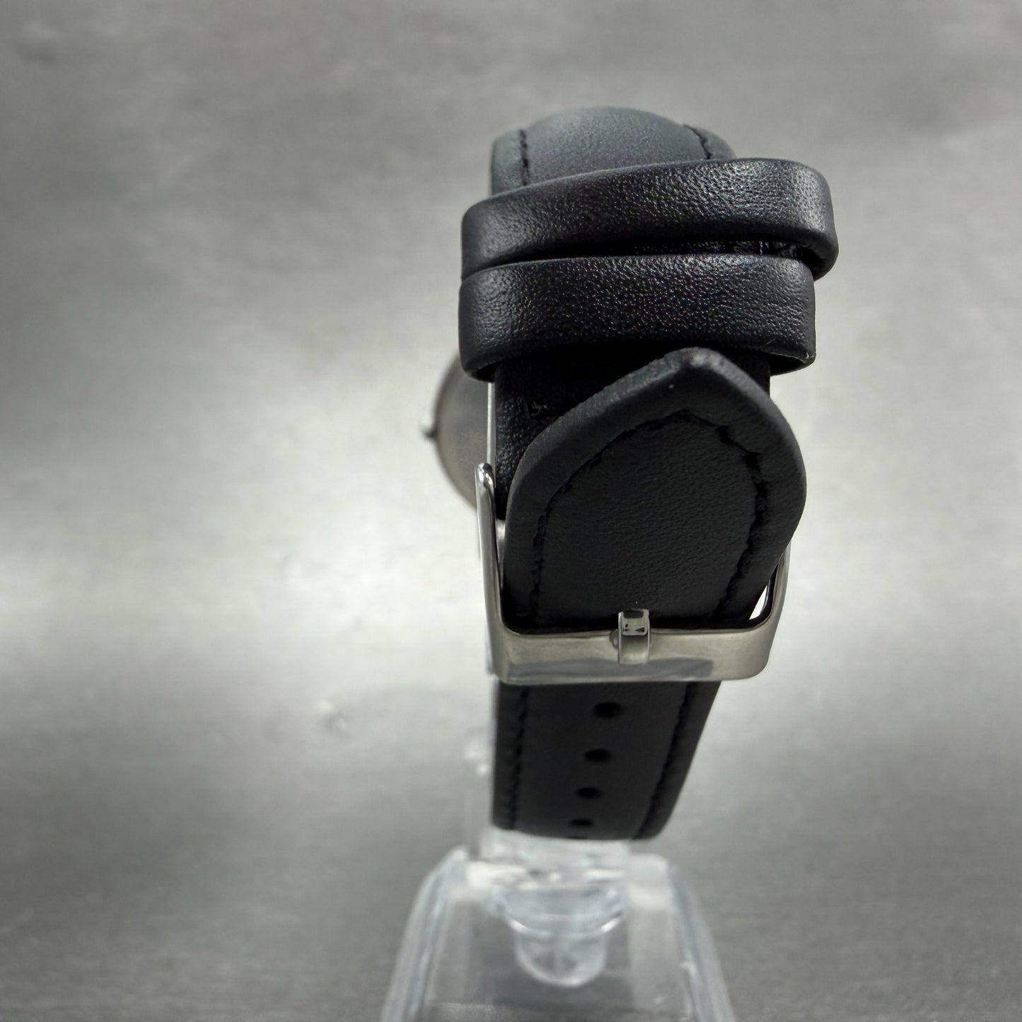 Seiko Watch Men 34mm Black Dial Silver Tone Round 7N00-8A49 Leather New Battery7