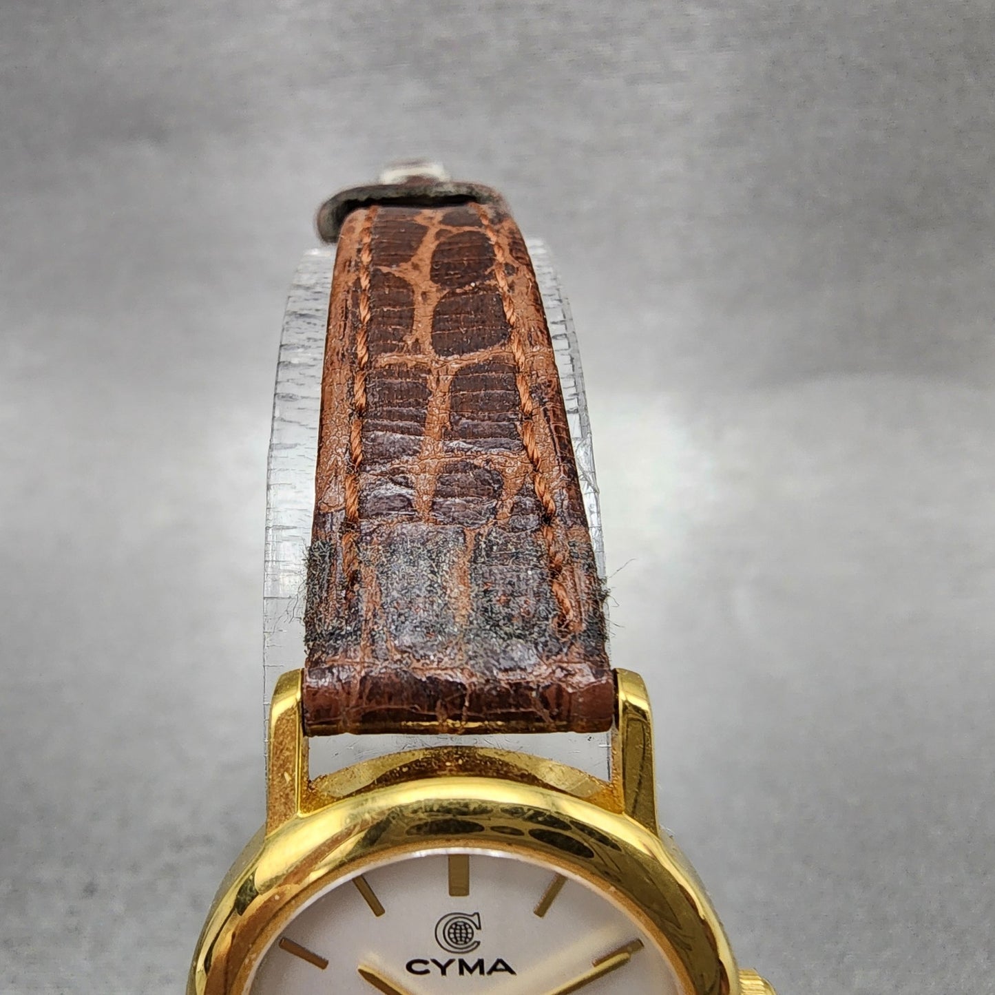Cyma Louis XV Watch Women 22mm White Dial Gold Tone Round 348 New Battery4