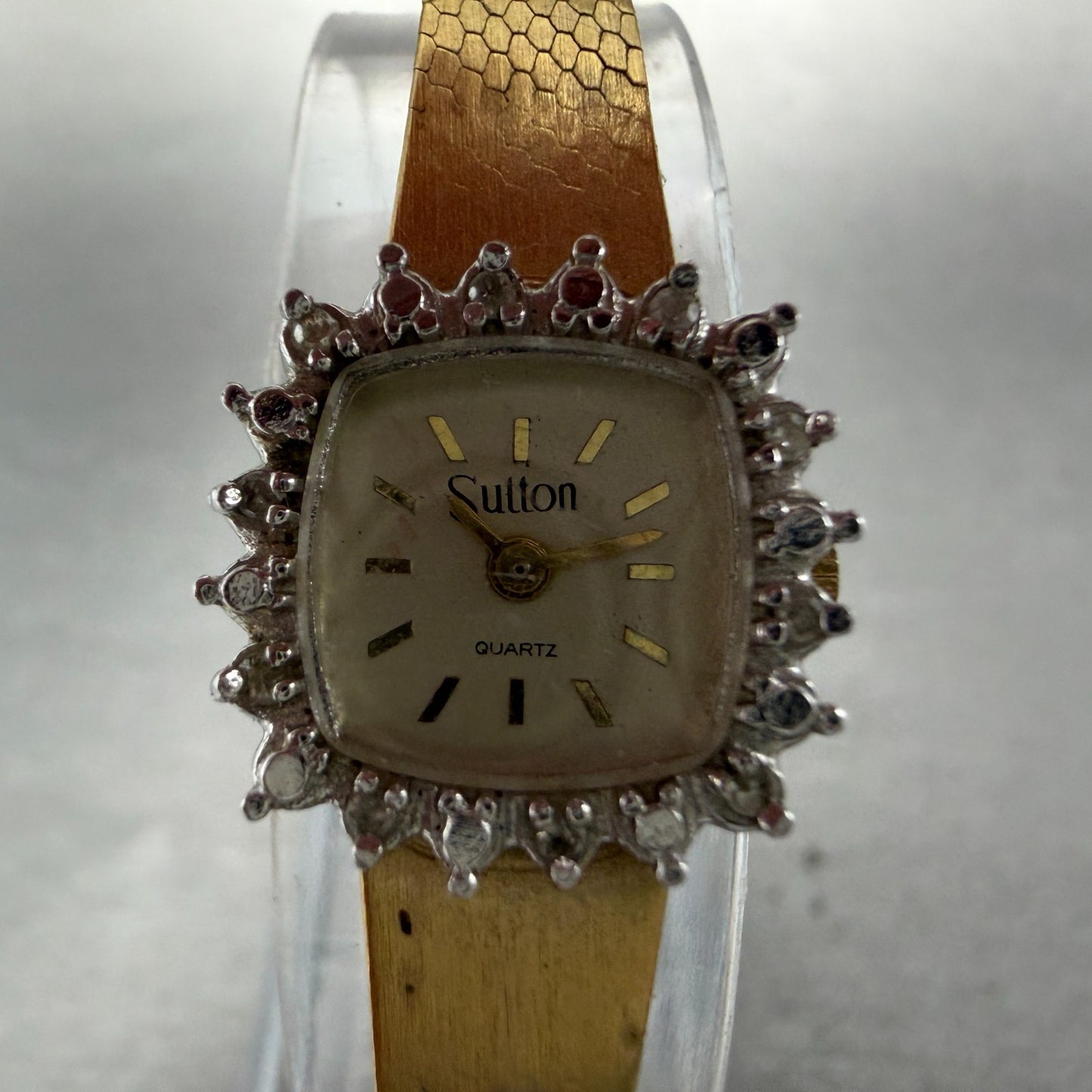 Sutton Watch Women 14mm Champagne Dial Gold Tone Diamond Bezel New Battery VTG1