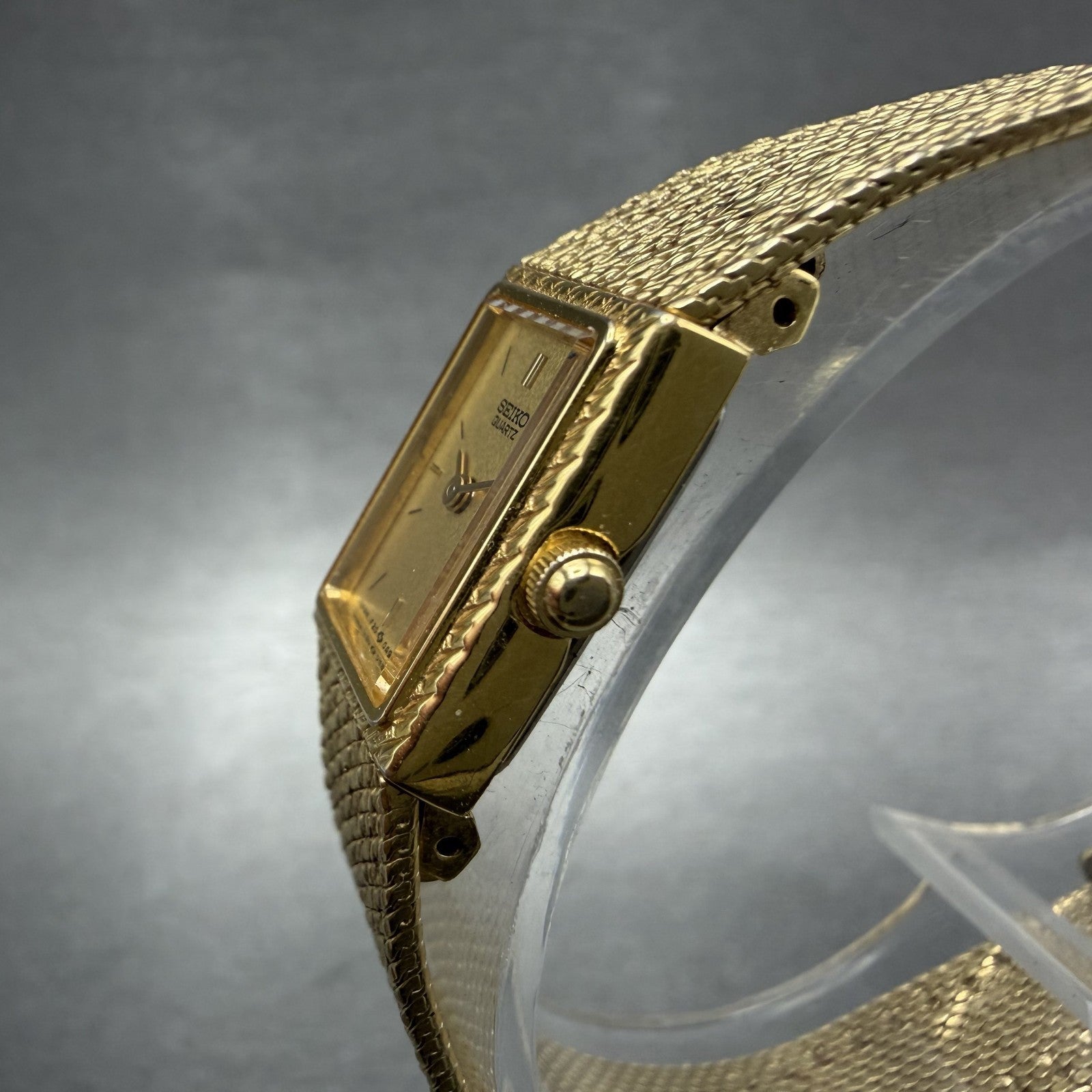 Seiko Tank Watch Women 14mm Gold Dial Gold Tone Rectangle 1F20-5A59 New Battery2