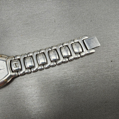 Playboy Watch Unisex 29mm White Dial Silver Tone Oval New battery MISSING CLASP7