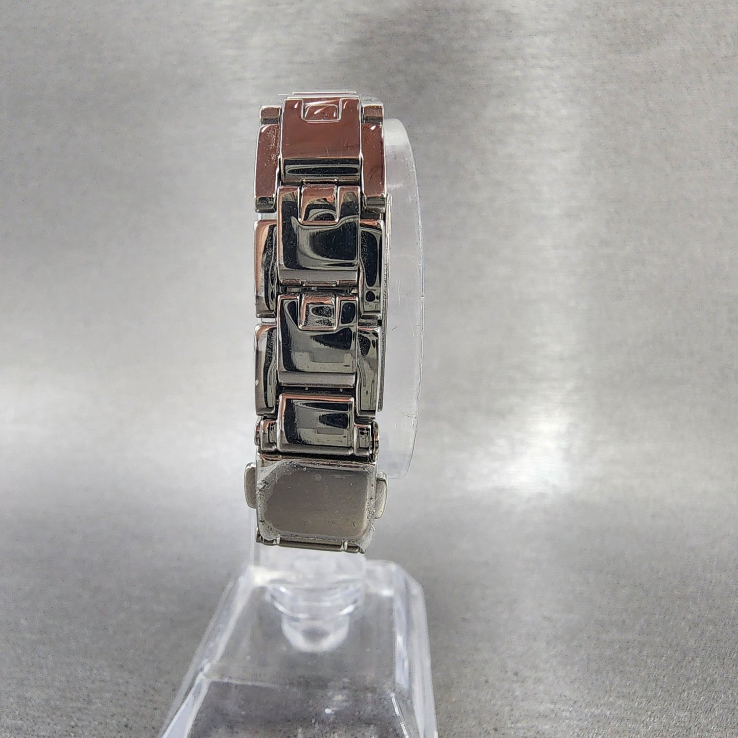 Seiko ALBA Ingenu Tank Watch Women 17mm MOP Dial Silver Tone Rectangle New Batt7