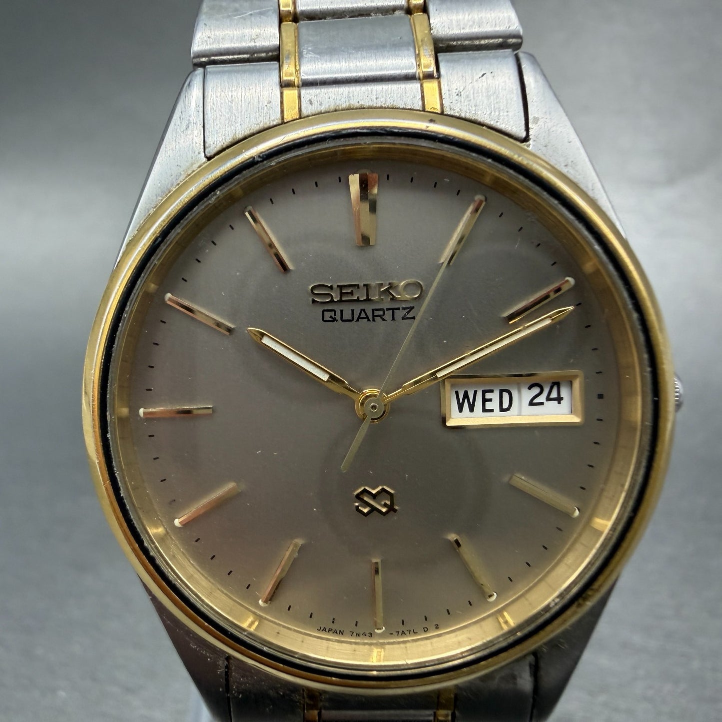 Seiko Watch Men 35mm Gray Dial Two Tone Daydate Round 7N43-7A59 New Battery ABC1