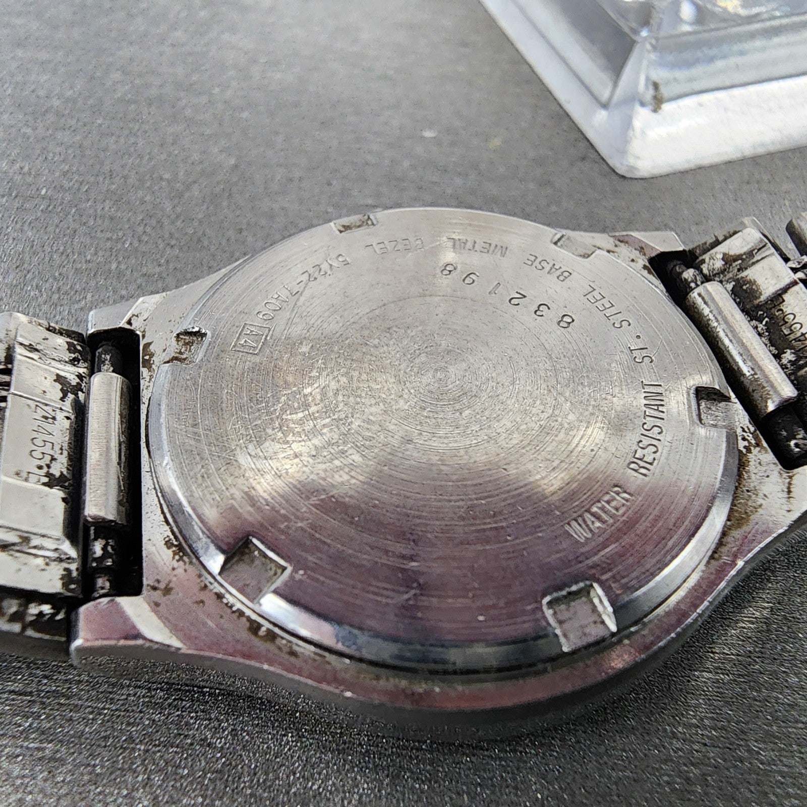 Seiko SQ Watch Men 33mm Silver Dial Two Tone Date Round 5y227a09 PARTS10