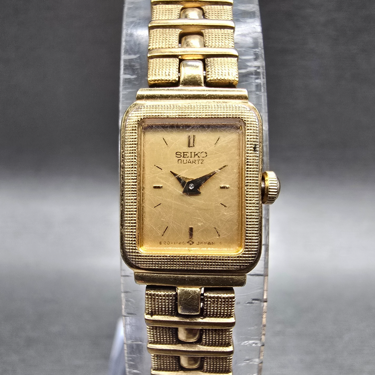 Seiko Tank Watch Women 13mm Gold Dial Gold Tone Rectangle 1E20-5689 New Battery0