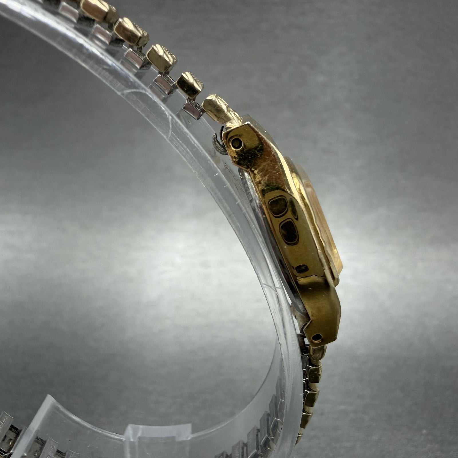 Citizen CQ Watch Women 16mm Champagne Dial Gold Tone 3220891422 New Battery3