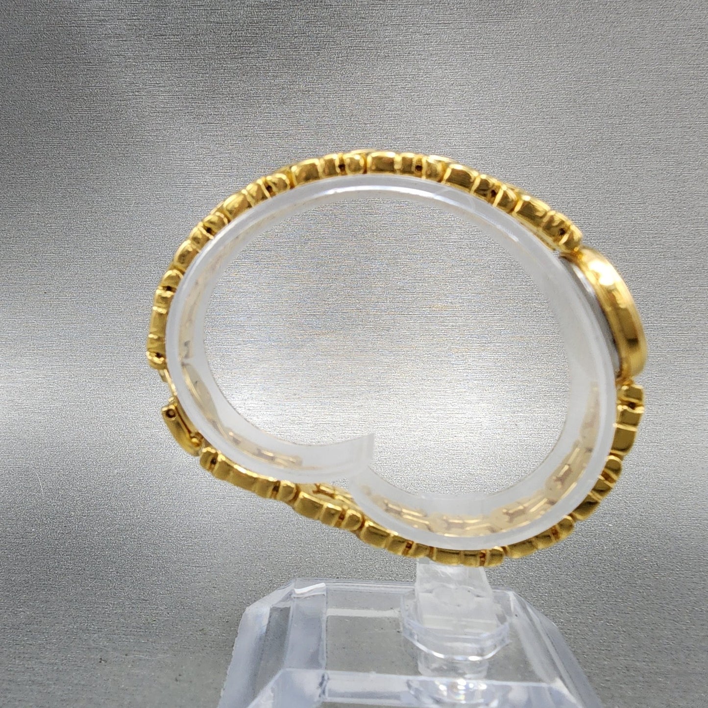 Seiko Watch Women 20mm Champagne Dial Gold Tone Round 1n001c70 New Battery8