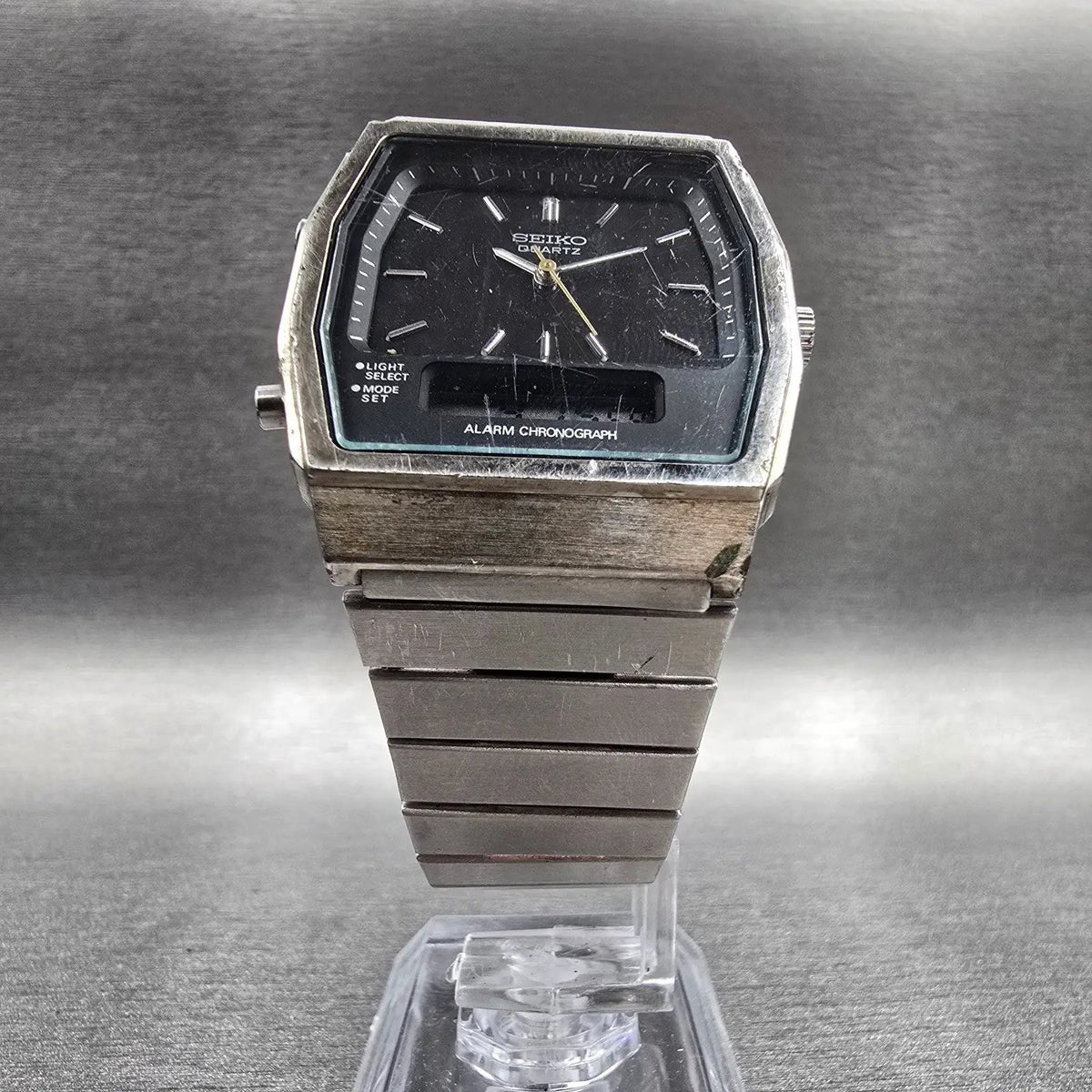 Seiko Watch Men 33mm Gray Dial Silver Tone Chrono Alarm H601-540A New Battery5