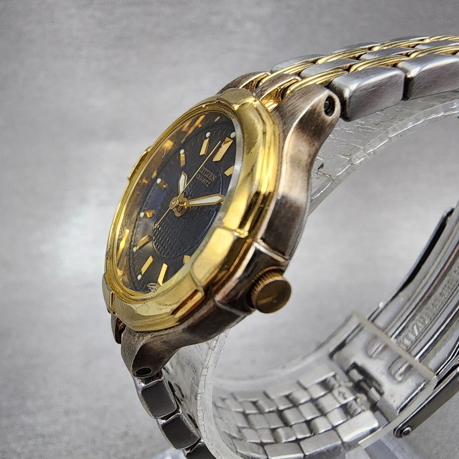 Citizen Watch Women 25mm Blue Dial Two Tone Date Round 1012K15036 New Battery2