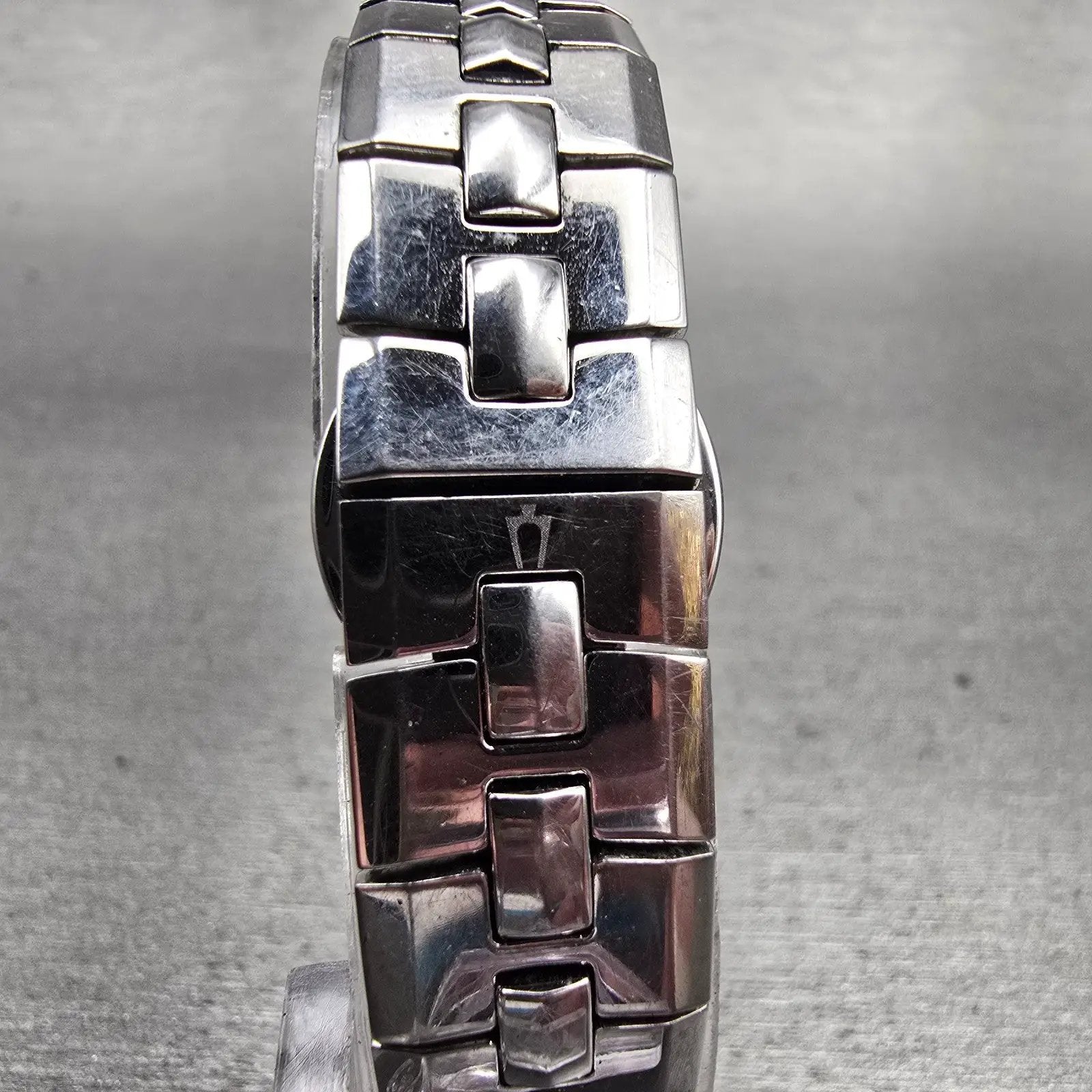 Bulova Accutron Watch Women 24mm Blue Dial Silver Tone Date 26M04 New Battery7